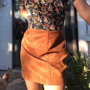 Suede tan skirt!